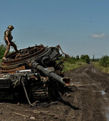 Ворог намагається відновити втрачені позиції у районах Андріївки, Кліщіївки та Старомайорського на Донеччині, Роботиного Запорізької області, ЗСУ продовжують наступ на півдні, - Генштаб