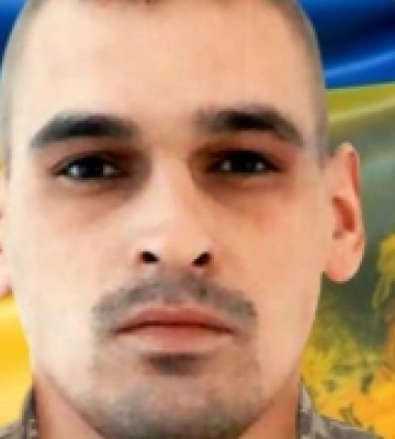 В Ужгороді попрощаються із загиблим захисником Олександром Мельником