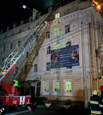 Ракетний удар по Одесі: у місті пошкоджено понад 110 будинків
