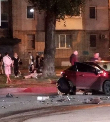 Подробиці нічної ДТП на Калиновій у Дніпрі