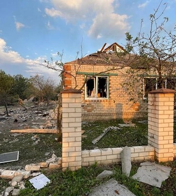 Российские войска обстреляли город в Харьковской области: есть разрушения и раненая
