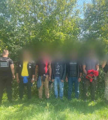 На Закарпатті 38 чоловіків намагались незаконно перетнути кордон впродовж вихідних
