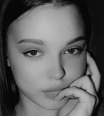 У лікарні померла 16-річна мешканка Херсона, яка потрапила під російський обстріл у липні