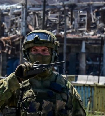 Приказал подчиненному убить украинского военнопленного: руководителю бригады нсф рф сообщили о подозрении