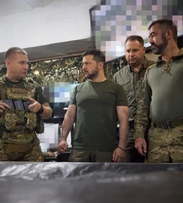 Зеленський відвідав штаби бригад на Донбасі