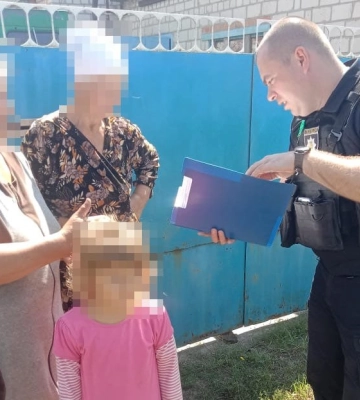 Около 60 человек эвакуировали правоохранители из Купянского района 