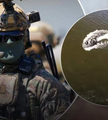 Воїни ССО за допомогою дрона знищили ворожий катер на півдні України (ВІДЕО)