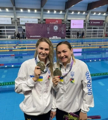 Кропивницькі плавчині завоювали медалі на чемпіонаті світу серед спортсменів з вадами слуху