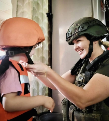 «Білі Янголи» врятували дві родини із дітьми на Донеччині, - Міністр внутрішніх справ України Ігор Клименко