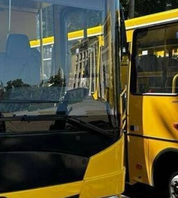 Громадам Одещини закупили шкільні автобуси