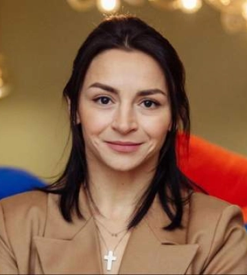 Собирали всю жизнь, – Илона Гвоздева шокировала суммой, которую потратила на дом под Киевом