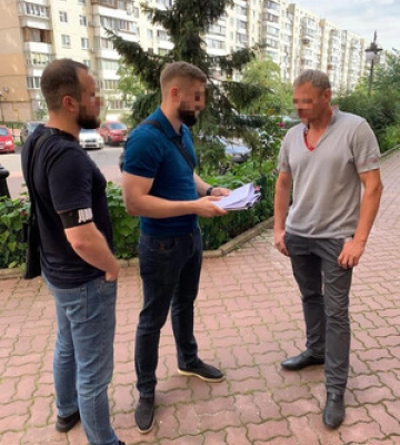 Директор киевского предприятия получил подозрение за хищение бюджета на ремонте парка &quot;Почайна&quot;