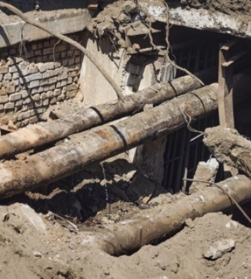 У Смілі ліквідовують наслідки ракетної атаки, воду обіцяють дати за 4-5 діб