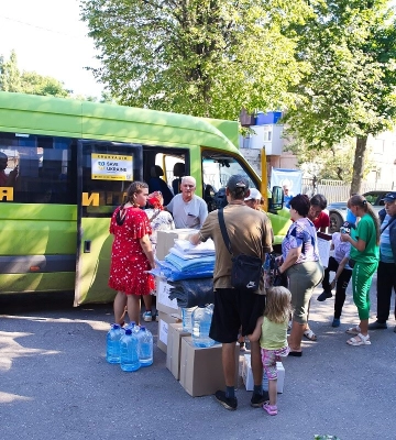 С Купянщины эвакуировали сто человек, под обстрел попали волонтеры — Синегубов