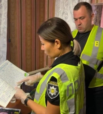 На Київщині дідусь ґвалтував онуку: жертва писала про знущання у щоденник