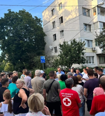 12 тис грн за вибите вікно, 8 тис грн - за двері: у Львові виплатять компенсацію на відновлення