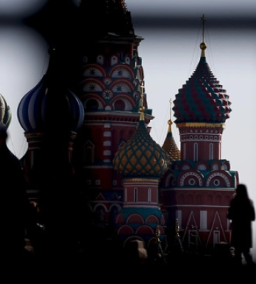 Росіяни заявляють, що відбили атаки безпілотників на Москву та Севастополь