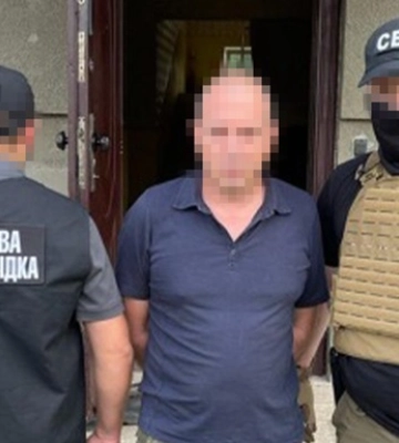 Намагався влаштуватися до лав десантників ЗСУ: затримали колаборанта, який планував «зливати» позиції на передовій