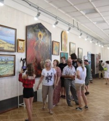 «Миколаїв нескорений»: відкрилася тематична фотовиставка до Дня Незалежності