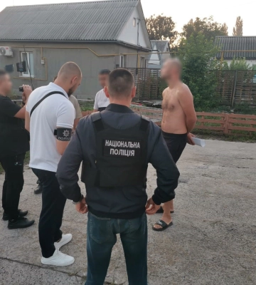 У Дніпрі діяла група злочинників, які змушували людей тяжко та безоплатно працювати