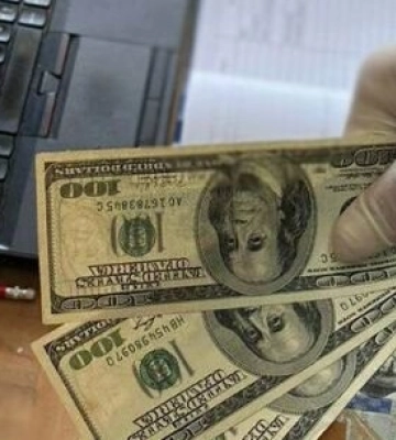 Стали відомі деталі затримання на хабарі чиновника мерії Львова
