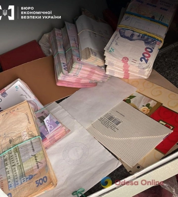 Неуплата налогов: правоохранители сообщили о подозрении главе одного из одесских банков