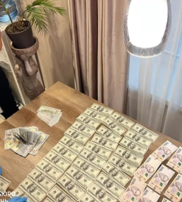 ДБР затримало представника ДСНС на Кіровоградщині на хабарі, відео