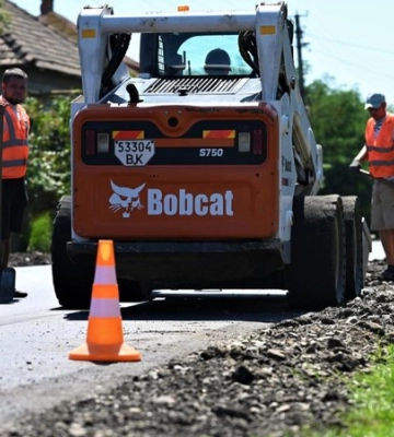 «Золота дорога»: на Закарпатті планують витратити на сільську дорогу майже 600 млн гривень