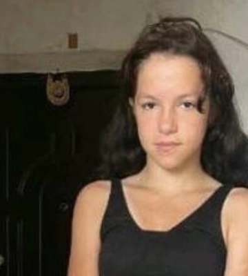 В Днепре исчезла 13-летняя девушка