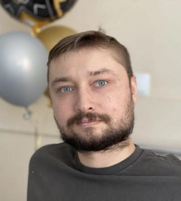 Медовий місяць провів у боях за Харківщину, витримав понад 20 операцій: у Львові ставлять на ноги бійця з Вишгорода
