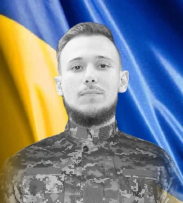 Війна невблаганно забирає молоді життя: на Херсонщині поліг воїн-красень з Сарн