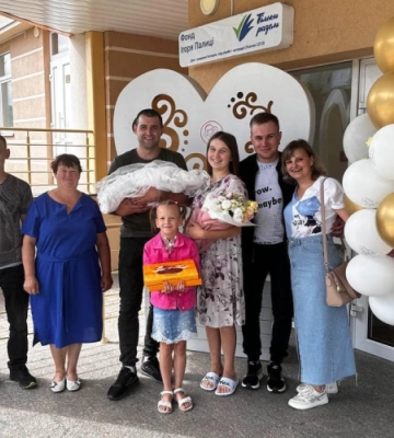 У лікарні в Луцьку оперували немовля з розщепленням хребта