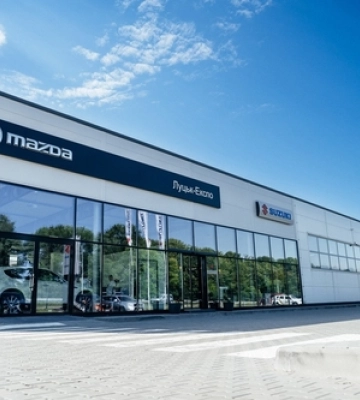 У Луцьку відкрився новий концептуальний автоцентр Suzuki та Mazda: де це та що пропонують *