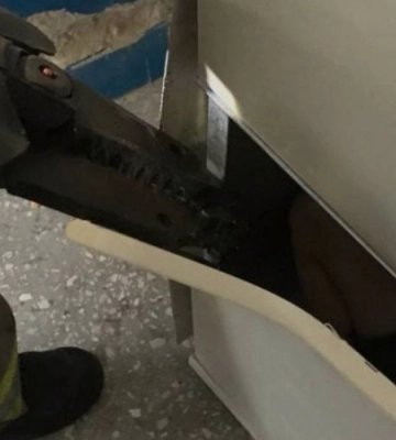 На Полтавщині рятувальники витягли п'ятирічного хлопчика з поштомату