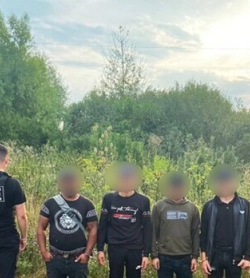 На Закарпатті впродовж минулої доби зупинили 15 порушників кордону, - ДПСУ