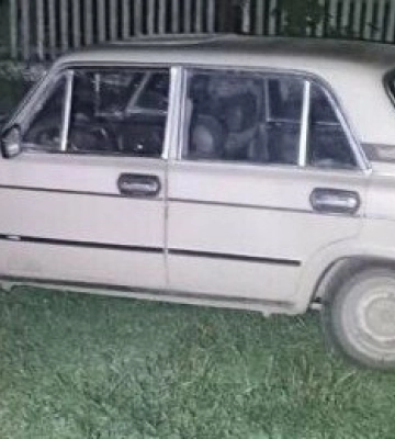 Заштовхала дитину у багажник за крадіжку кавуна: жительці Одещини повідомили про підозру