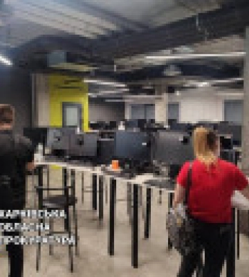 В Харькове разоблачили деятельность мошеннического колл-центра: преступники выдавали себя за сотрудников банков