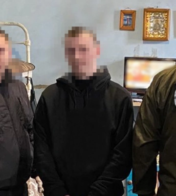 Из тюрьмы работал на врага: рецидивист получил еще 16 лет заключения