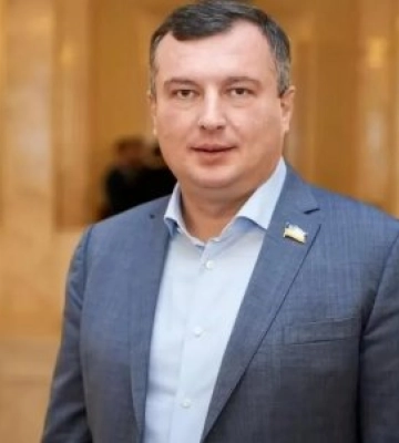 Тетяна Яржемська звинуватила нардепа від “Слуги народу” Семінського в ухиленні від тесту на батьківство Тетяна Яржемська звинуватила нардепа від “Слуги народу” Семінського в ухиленні від тесту на батьківство
