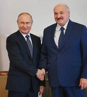 &quot;Прикрий мене&quot;: Лукашенко розповів, як Путін просив допомоги у скоєнні геноциду