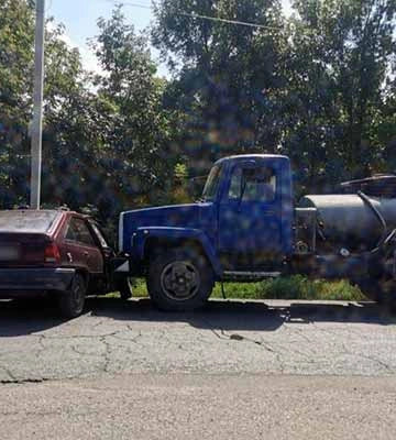 На Полтавщині внаслідок ДТП травмувався водій легковика