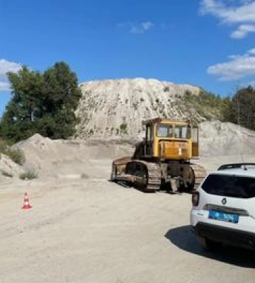 На одному з підприємств Полтавщини чоловік потрапив під бульдозер