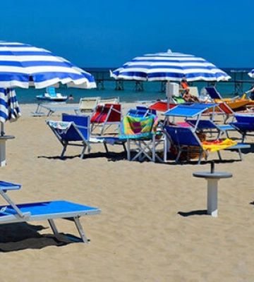 Потік туристів у Криму цього літа скоротився на 25-30%