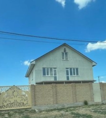 ДБР: Заступник комбата військової частини змушував бійців будувати йому будинок під Одесою. Йому повідомили про підозру