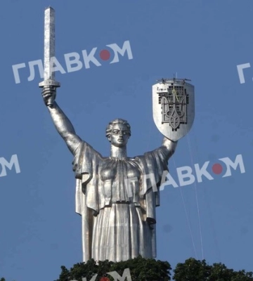 Експрезидент України розробив макет тризуба для «Батьківщини-матері»