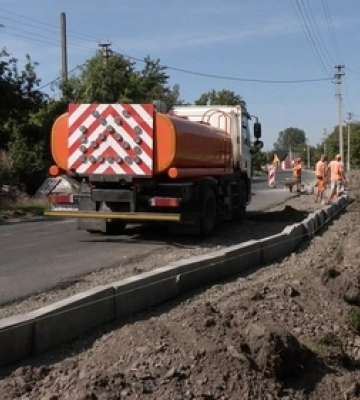 У Луцькому районі роблять дорогу за 18,5 мільйонів (відео)