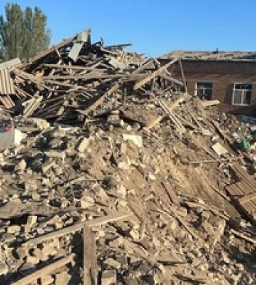 Окупанти вночі вдарили авіаційними бомбами по Комишувасі на Запоріжжі