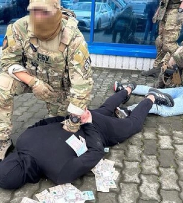 Мобилизировались в ВСУ, чтобы заниматься рэкетом: во Львовской области разоблачили банду
