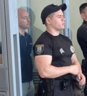 Судді Тандиру, який збив на смерть нацгвардійця, продовжили арешт