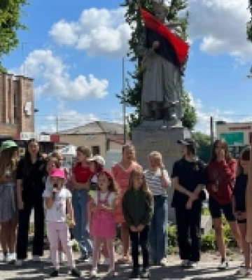 Треба ще 39 тисяч: діти у Рожищі продовжують збір на авто для захисників України